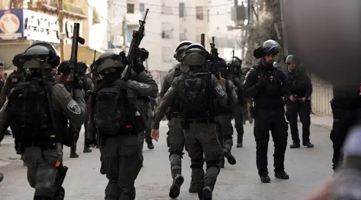 Îsrail wê zêdetirî ji 10 hezarî leşker deyne ser sînorê Urdinê