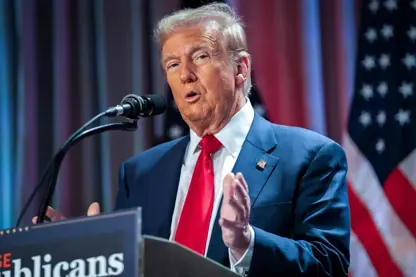 Trump cara ewilî got: “Dibe rejîma Îranê biguhire”