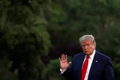 دۆناڵد ترامپ : ئەو شوێنانەی لە ئێران کراونەتە ئامانج "بەتەواوی خاپوور بوون"