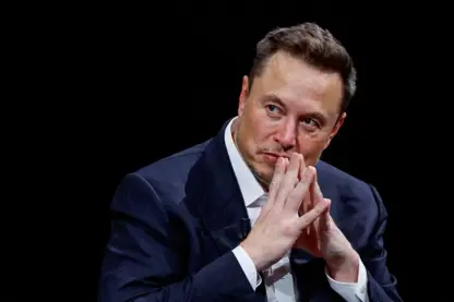 Elon Musk, Starlink lisansı için Lübnan Cumhurbaşkanı ile görüştü