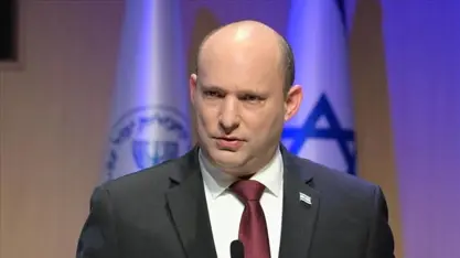 Eski İsrail Başbakanı'ndan Netanyahu'ya istifa çağrısı
