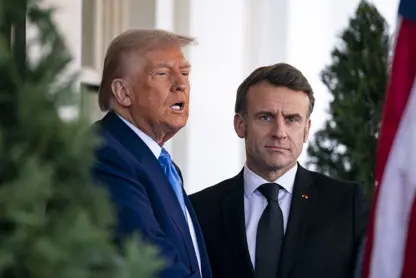 Macron Trump’a yanıt: Grönland satılık değil! 