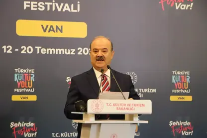 Festîwala ’Rêya Çandê’ li Wanê destpêkir
