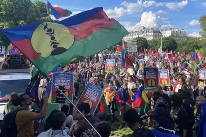 Li Kaledonya Nû bi statuyekî taybet dewletekî ava dibe
