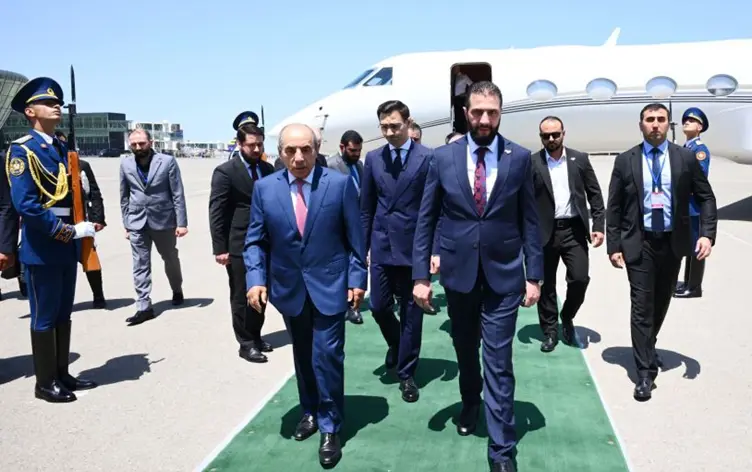 Suriye Cumhurbaşkanı Azerbaycan'da