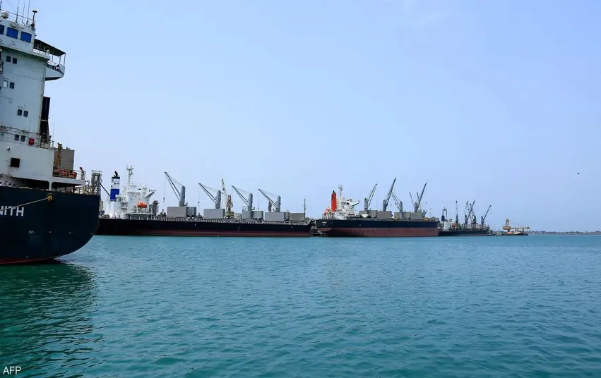 İsrail, Yemen'de Hudeyde Limanı'nı bombaladı!