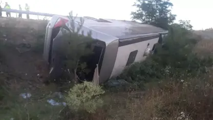 Otobus wergeriya binê rê: 27 kes birîndar bûn