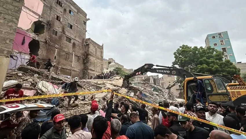 Avahiya 5 qat hilweşiya: 10 kes mirin û 8 kes birîndar bûn