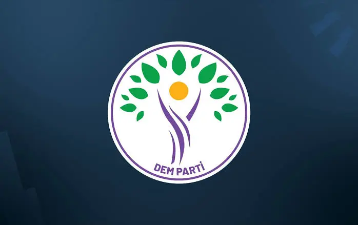 PKK’nin silah bırakma töreni: DEM’den gazeteci ve STK'lara davet