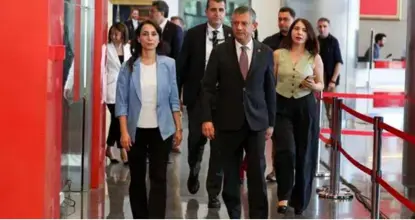 Partiya DEMê serdana CHPê kir!