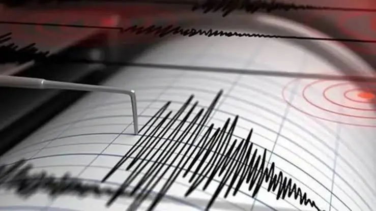Balıkesir'de şiddetli deprem: İstanbul sallandı!