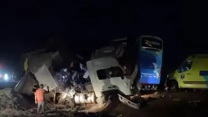 Li Brezîlyayê kamyon û otobûs li hev qelibîn: 11 mirî, 46 birîndar