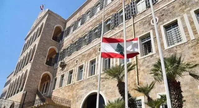 لوبنان بۆ ئەکبەر ویلایەتی : بەسە دەستوەردان، چارەسەری کێشەکانی خەڵكی خۆت بکە