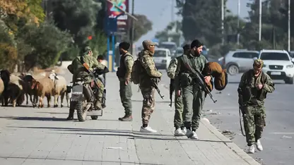SANA: Di pevçûna ligel HSDê de leşkerekî Sûrî hate kuştin