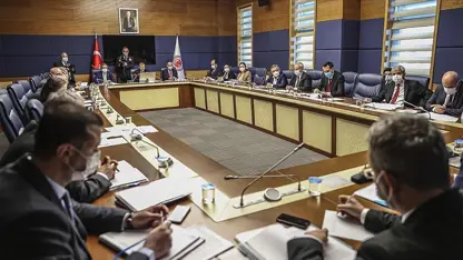 Nûnerên Komeleyên Mafên Mirovan di komîsyonê de axifîn