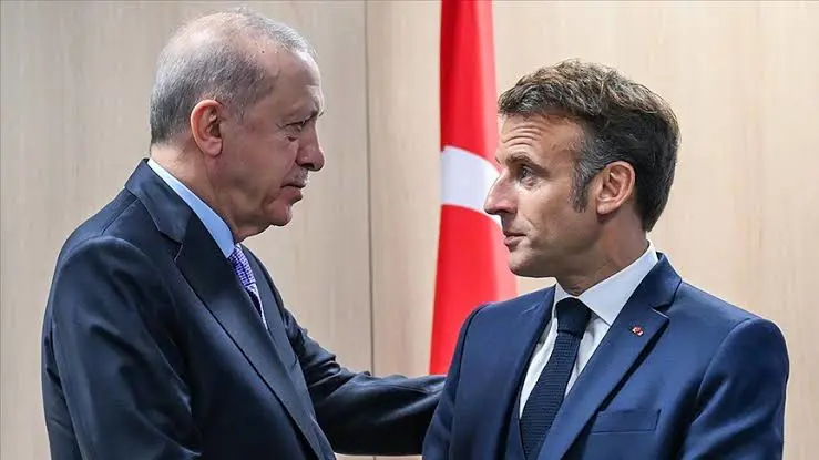 Erdoğan-Macron görüşmesi: Türkçe paylaşım yaptı!