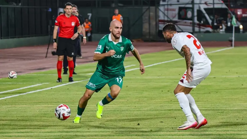/haberresimleri/2025824/igdir-ve-vanspor-derbide-puanlari-paylastiheadLine.webp