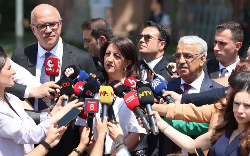/haberresimleri/2025826/d-roka-serdana-sanda-mraliy-hat-ragihandinheadLine.webp