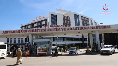 Mînîbusê li dîreka elektrîkê xist û 8 kes birîndar bûn