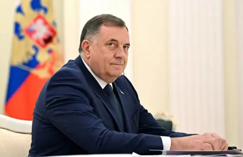 /haberresimleri/2025829/dodik-ez-di-demek-n-z-k-de-bicim-moskow-headLine.webp