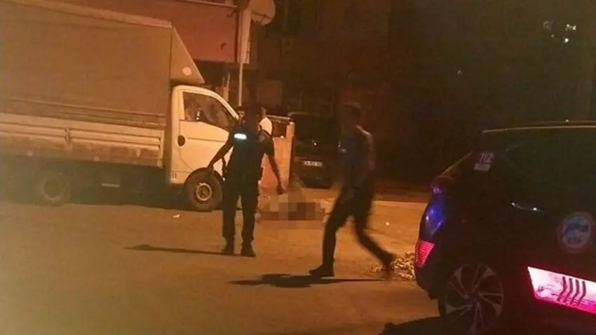 Di pevçûna ciyê parka erebê de birayê xwe kuşt û jinbira xwe birîndar kir