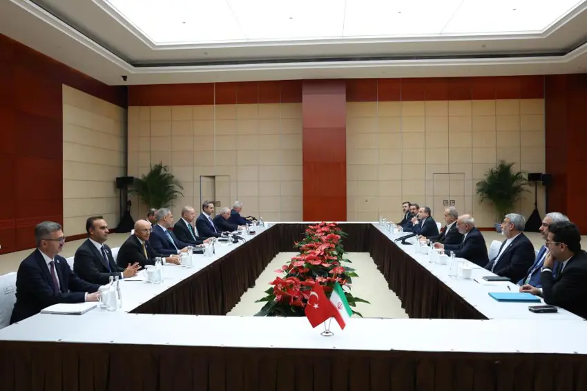 Erdogan û Pizîşkiyan civiyan: Tirkiye piştgiriya danûstandinên nukleerî dike