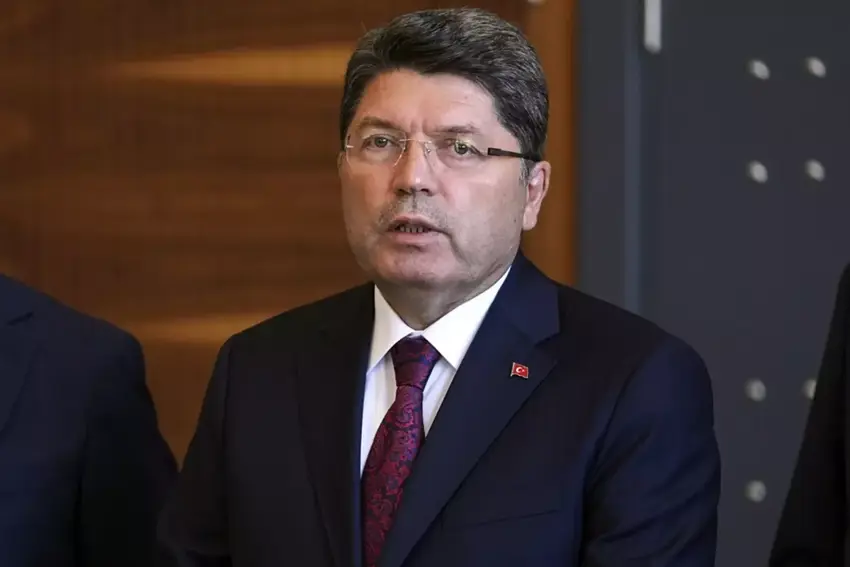 Wezîrê dadê Yılmaz Tunç: “Di vateya efûyê de ti xebatekî me tine”