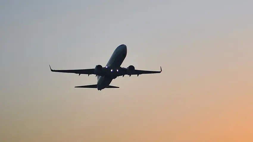 Letonya'dan hava sahası kararı