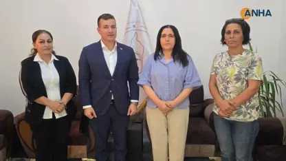 Berpirsekî Amerîkî li Helebê serdana taxên Kurdan kir