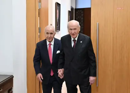 Serokê berê yê CHPê Hikmet Çetin seredana Devlet Bahçeli kir