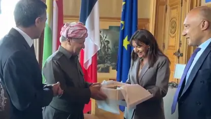 Mesud Barzani, Paris Belediyesine ulaştı