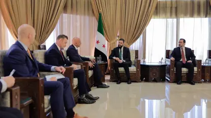 Nûnerê Amerîkayê Barrack bi Ahmed Şara û rêvebiriya wî re, li Şamê civiya