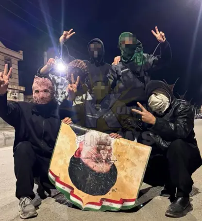 بەردەوامی کۆبوونەوەی جەماوەری بەرفراوان لە شاباد؛ پاشەكشەی هێزەکانی حکوومەت لە کوچە و کۆڵانەكان