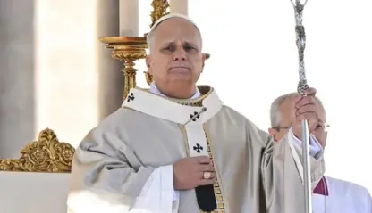 Papa banga "diyalog û aştiyê" kir