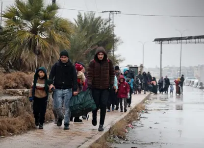 “Halep’te siviller için insani koridor açıldı” 