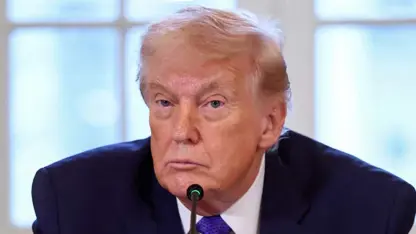  Trump: Grönland konusunda bizimle aynı fikirde olmayan ülkelere gümrük vergisi uygulayacağını belirtti