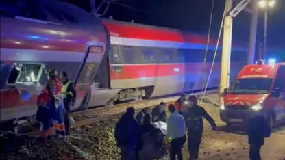 Hızlı tren faciası: En az 21 ölü, 100 yaralı! 