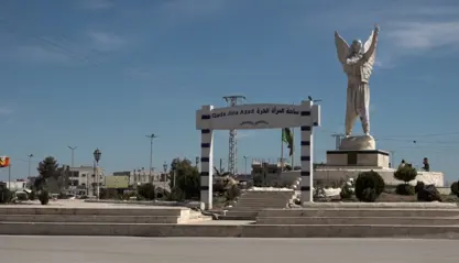 بەڕێوەبەریی خۆسەر لە کۆبانێ: دیمەشق کارەبا، ئاو و دەرمانی لە شارەکە بڕیوە