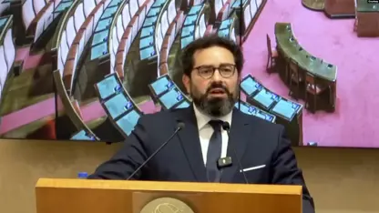 هۆشداری بەرپرسی چاودێری نەتەوەیەکگرتوەکان بە عێراقچی پێش هەڵوەشاندنەوە چوونی بۆ داڤۆس : ئەگەر سەردانی داڤووس بکەی دەست بەسەر دەکرێی. 