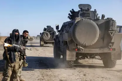 Çekdarên Ehmed Şera ketin Kampa Holê