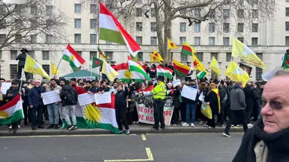 Kanada'dan Rojava'ya "destek" yürüyüşü