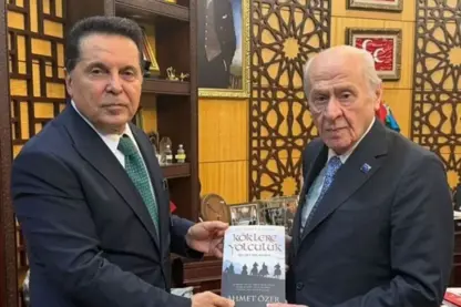 Bahçeli: Dayîna cezayê zîndanê ya 6 sal û 3 meh bo Ahmet Özer li dijî proja Tirkiya bê terorê ye
