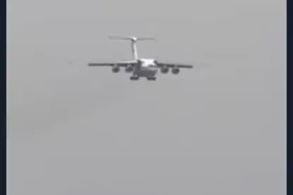 Hêzên Rûsyayê ji Balafirgeha Qamişlo vedikişin; berê wan li Laziqiyê ye