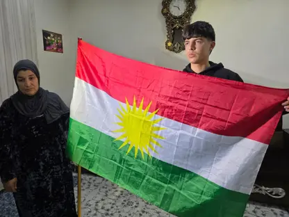 Kerkük'te Kürdistan bayrağı çizen çocuk okuldan atıldı