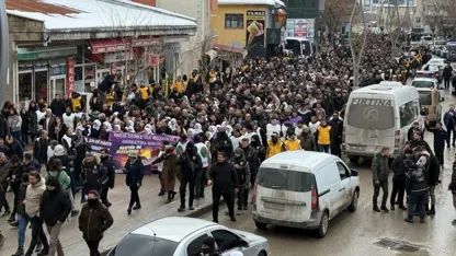 Li Wanê meşeke mezin bo Rojavayê Kurdistanê hate lidarxistin