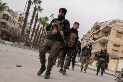 Ji ber artêşa Sûriyê, heya niha 142 000 kes ji Helebê derketin: Sûriye demografiya Helebê diguhêre