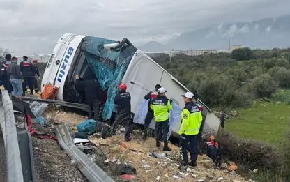 Yolcu otobüsü şarampole uçtu: 8 ölü, çok sayıda yaralı!