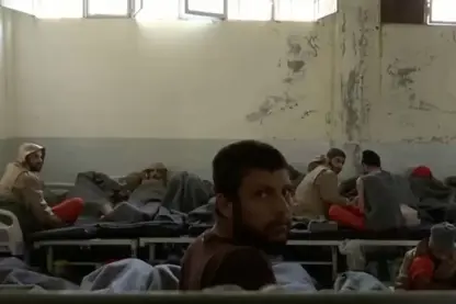 Iraqê darizandina 1,387 girtiyên DAIŞê yên ji Sûriyeyê hatine veguhestin da destpêkirin