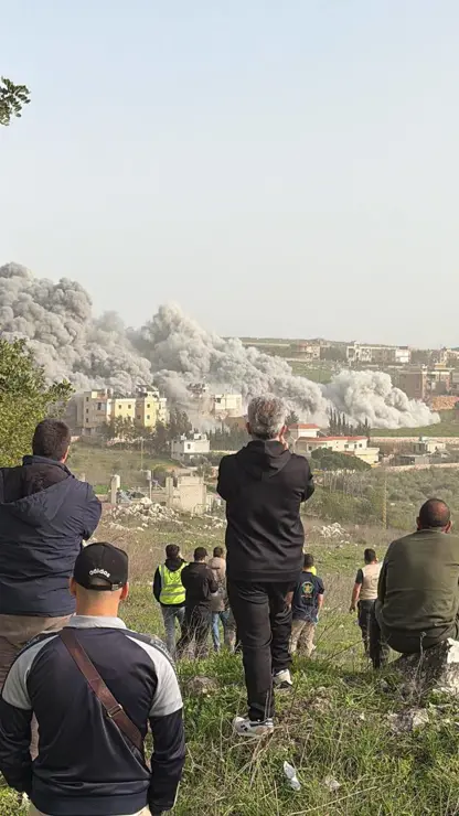 هێرشی سوپای ئیسرائیل بۆ سەر کۆگاکانی چەکی گرووپی حیزبۆڵڵا لە باشووری لوبنان