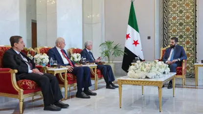 شاندێکی ئەنجوومەنی نیشتمانیی کورد لەگەڵ ئەحمەد شەرع کۆبوونەوە